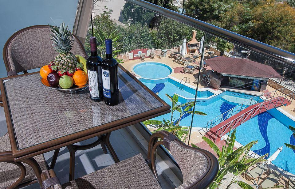 Paradise Lost Hotel-Apartments Толон Екстериор снимка