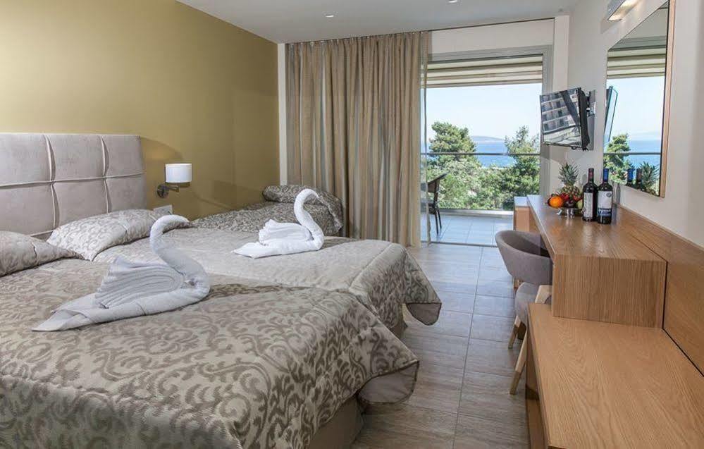 Paradise Lost Hotel-Apartments Толон Екстериор снимка